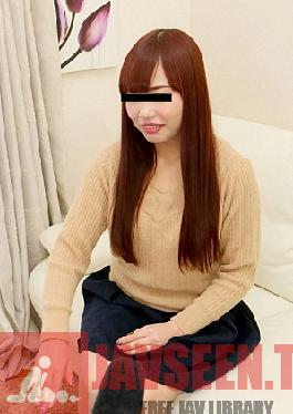 10musume 10-022021-01 Not Wearing Makeup Amateur: I put on makeup even when I go out for a small errand — a natural amateur I even wear makeup when going to the convenience store