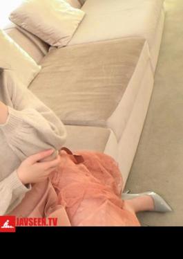 SIRO-4378 First Shot Pleasant Serenade Riding Pianist Thin and supple fingertips, slender legs. The obscene symphony played by the beautiful woman at the Music College.. AV application on the net  AV experience shooting 1415.